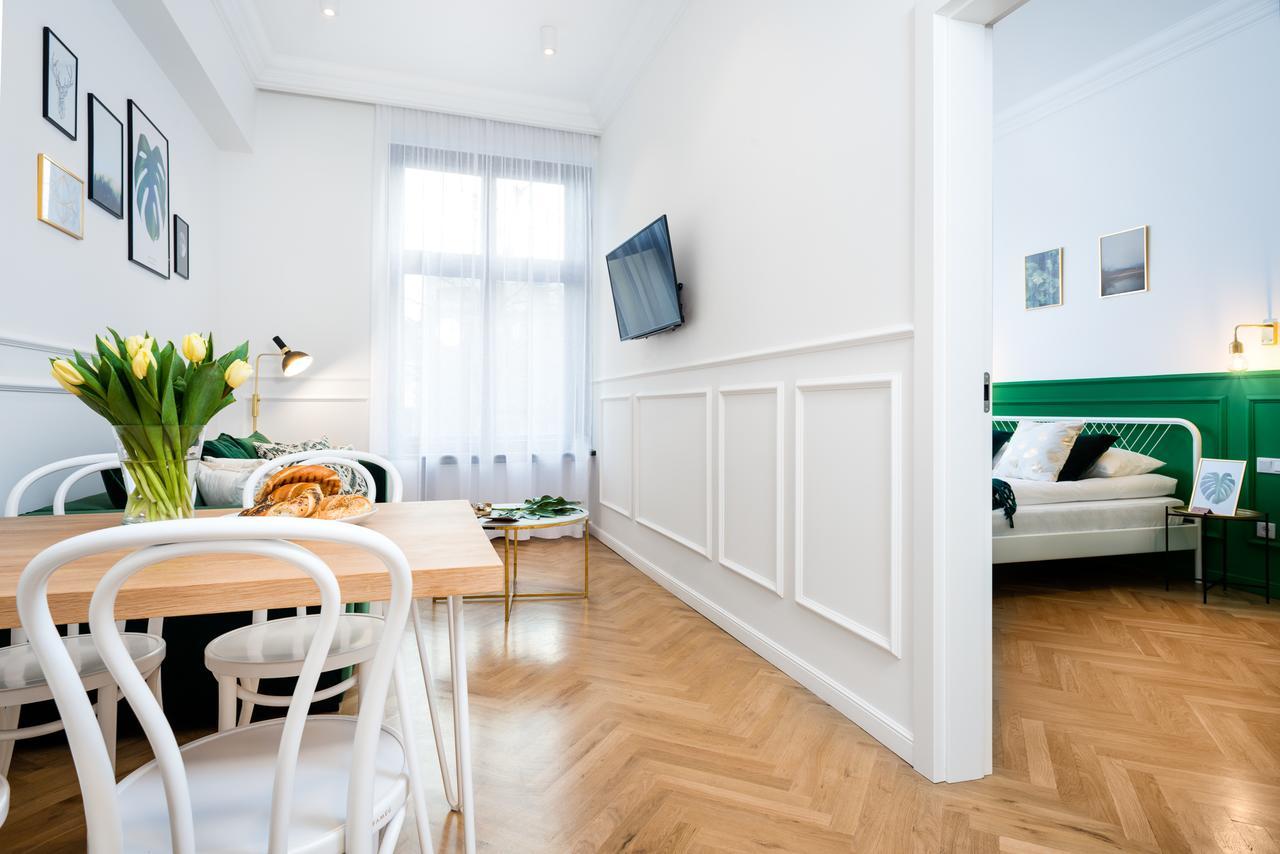 P&j Luxury Apartament *