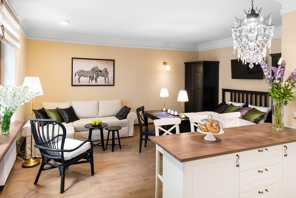 P&j Luxury Apartment *